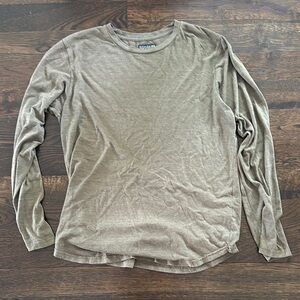 Goodlife green Long Sleeve Tee Soft Lightweight Classic